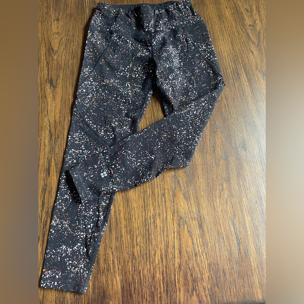 Like new Sweaty Betty Athletic Leggings 7/8 Size Small
